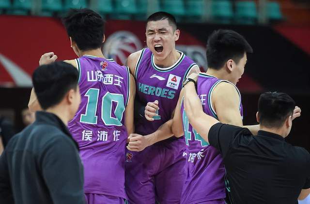 狠狠色狠狠色综合伊人