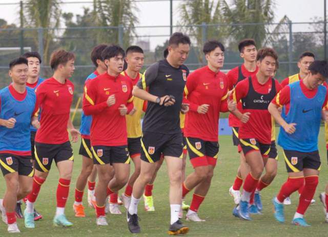 国产亚洲欧美日韩综合综合二区