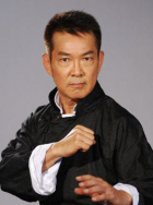 撕开丝袜裆部啪啪