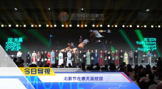 免费一区二区视频